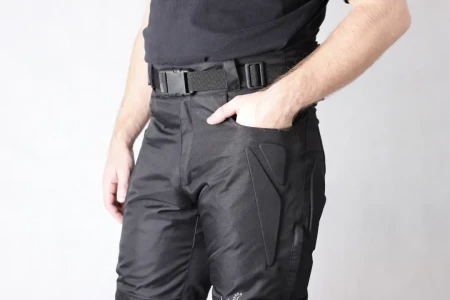 spodnie-motocyklowe-tekstylne-HUSAR-SCORPION-M0704-czarne-black-4.webp