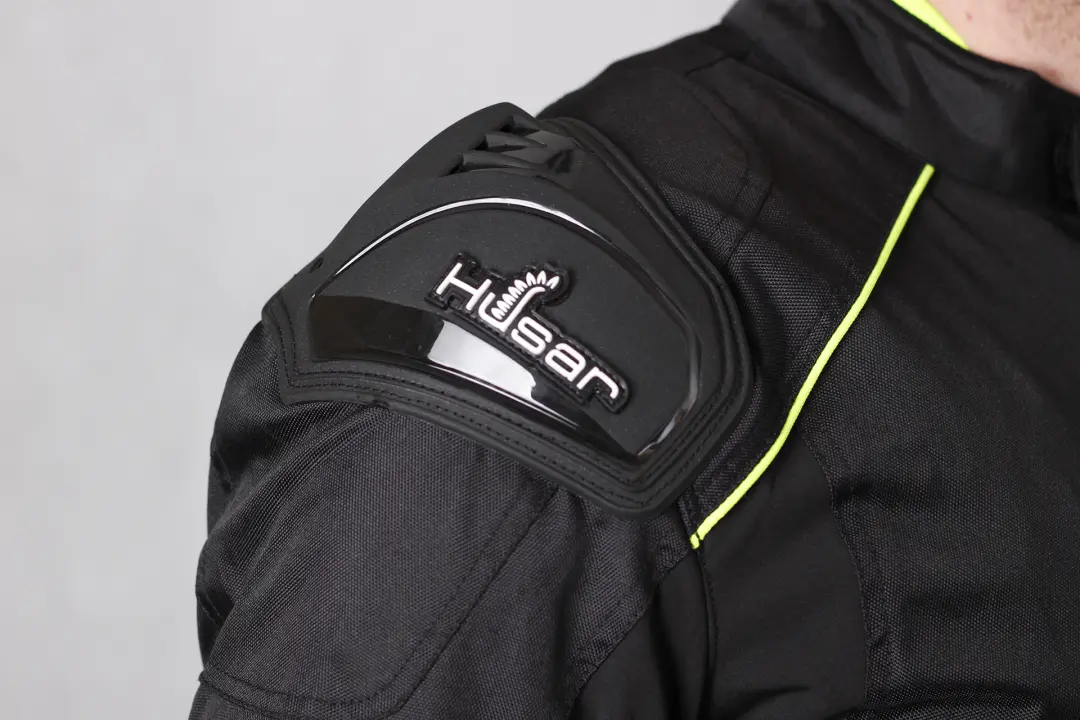 Ochraniacze barków w kurtce motocyklowej HUSAR RAPID GP FLUO